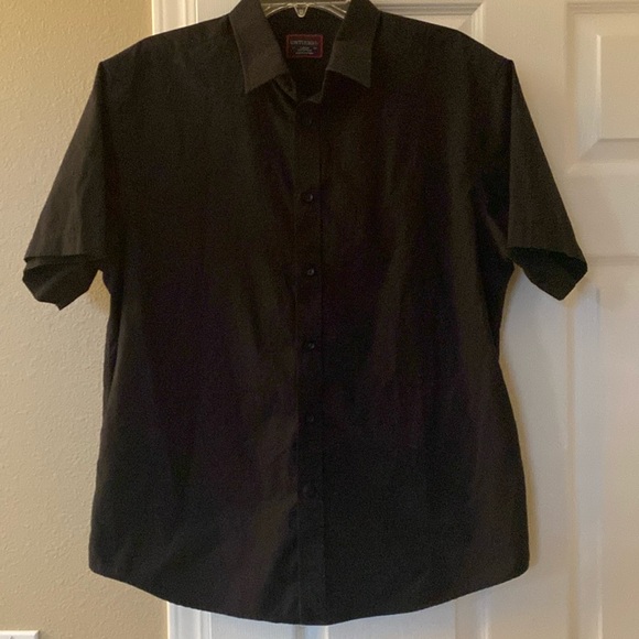 Untuckit Button Down Shirt - Picture 1 of 4
